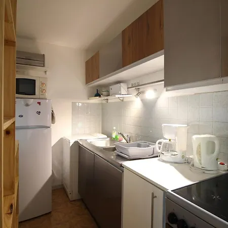 Appartamento T2 Au Mont-dore, Pied Des Pistes, Parking Inclus, Capacité 4 Pers. - Fr-1-415-154 *